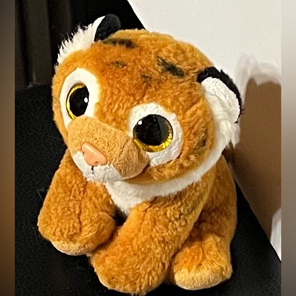 Ty Tiggs Plush 3/$25 - Picture 8 of 15